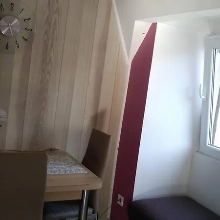 Nowoczesne Mieszkanie Blisko Natury I Sklepu Biedronka Karpacz Exteriér fotografie